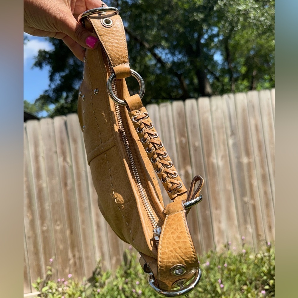 $155 firm Coach  Studded Crescent Camel  Demi Hobo Bag Big Buckle Strap F10931 - Picture 7 of 17